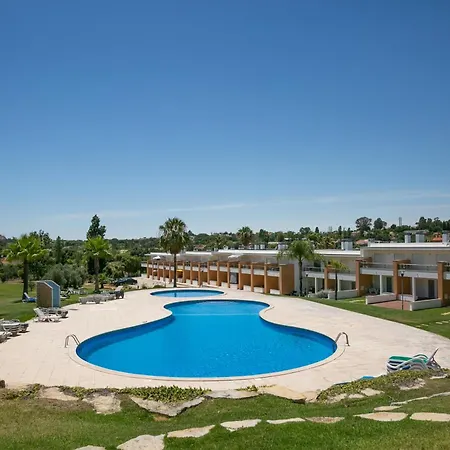 Spacious With Ac, Pool And Garden By Algarve Dream Holidays Feriehus Albufeira