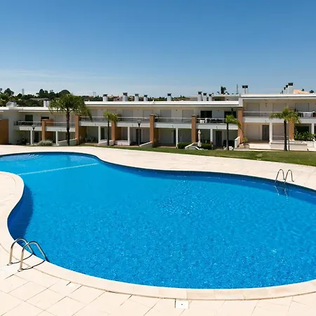 Spacious With Ac, Pool And Garden By Algarve Dream Holidays בית נופש אלבופיירה