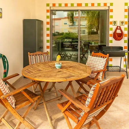 Spacious With Ac, Pool And Garden By Algarve Dream Holidays * アルブフェイラ
